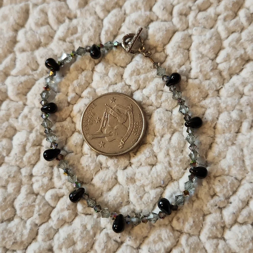 Irredecent Silver And Black Tear Drop Beaded Loop Bracelet Handmade Whimsigoth
